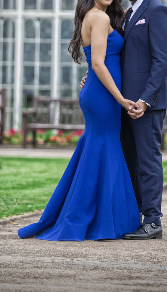 Royal blue fitted fishtail strapless dress